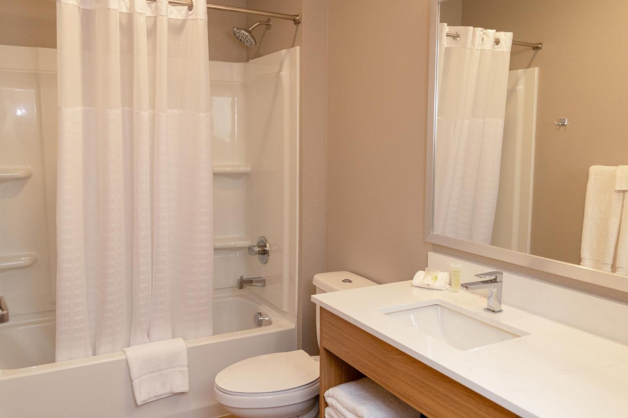 Livaway Suites Tri-Cities-Річленд Екстер'єр фото